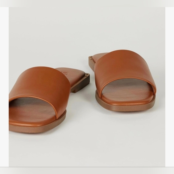 The Drop Women's Oslo One Band Sandal, Mocha #735, 736, 737 - Picture 10 of 12